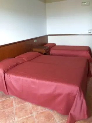 Basic Üç Kişilik Oda