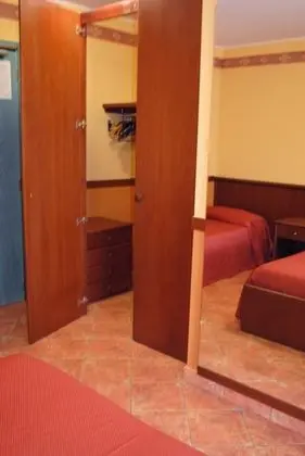 Dört Kişilik Oda