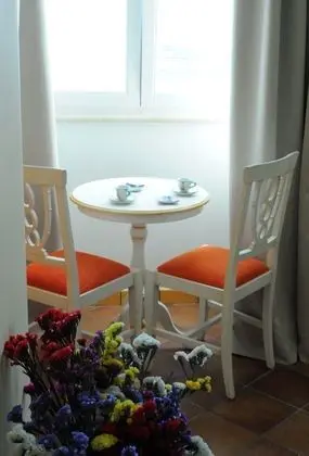 Dört Kişilik Oda, Deniz Manzaralı