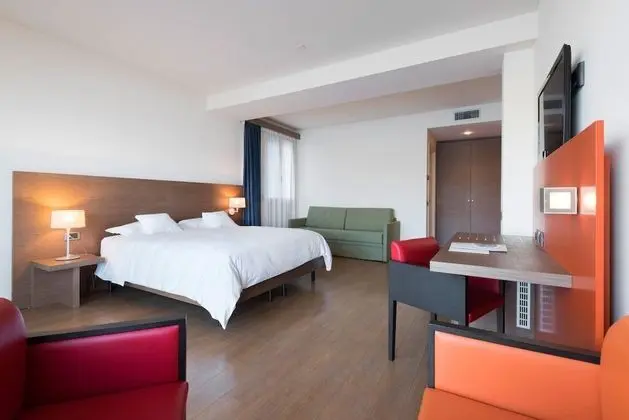 Junior Süit, 1 Çift Kişilik Yatak, Teras, Göl Manzaralı (Deluxe)