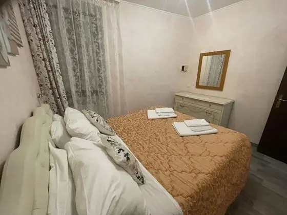 Apart Daire, Göl Manzaralı