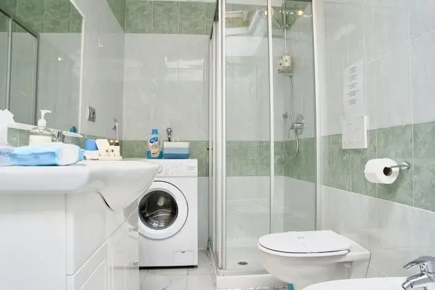 Apart Daire, Göl Manzaralı