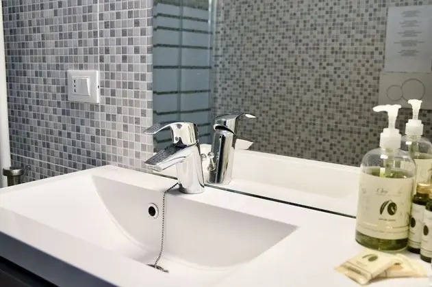 Apart Daire, Göl Manzaralı