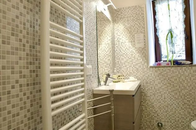 Apart Daire, Göl Manzaralı