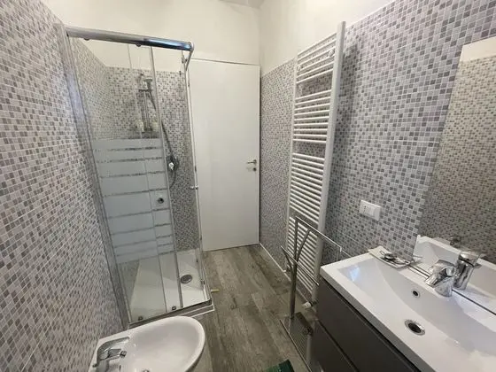 Apart Daire, Göl Manzaralı