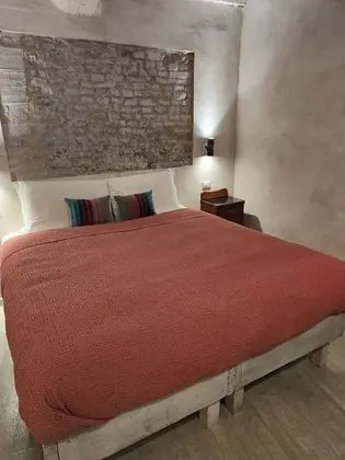 Deluxe Tek Büyük veya İki Ayrı Yataklı Oda (Pink Room)