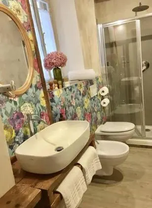 Deluxe Tek Büyük veya İki Ayrı Yataklı Oda (Pink Room)