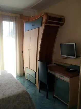 Deluxe Tek Büyük Yataklı Oda, 1 Çift Kişilik Yatak, Sigara İçilmez, Dağ Manzaralı