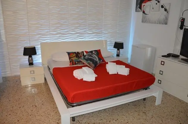 Üç Kişilik Oda
