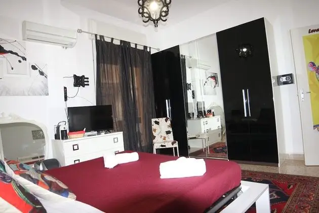 Üç Kişilik Oda
