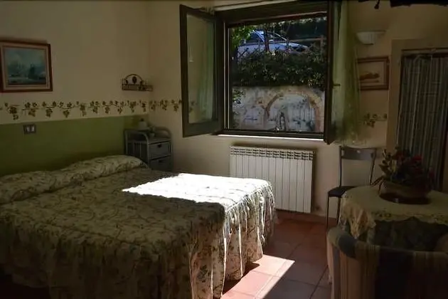 Tek Büyük Yataklı Oda, 1 Büyük (Queen) Boy Yatak