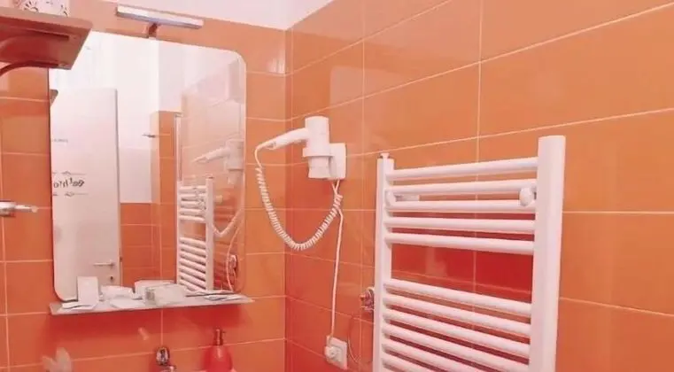 Basic Tek Büyük Yataklı Oda, 1 En Büyük (King) Boy Yatak