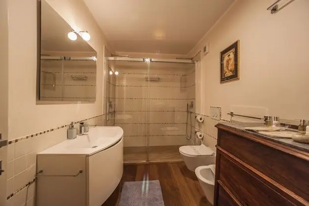 Exclusive Oda, 1 En Büyük (King) Boy Yatak, Şehir Manzaralı