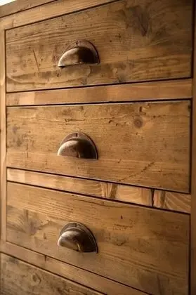 Tek Büyük Yataklı Oda