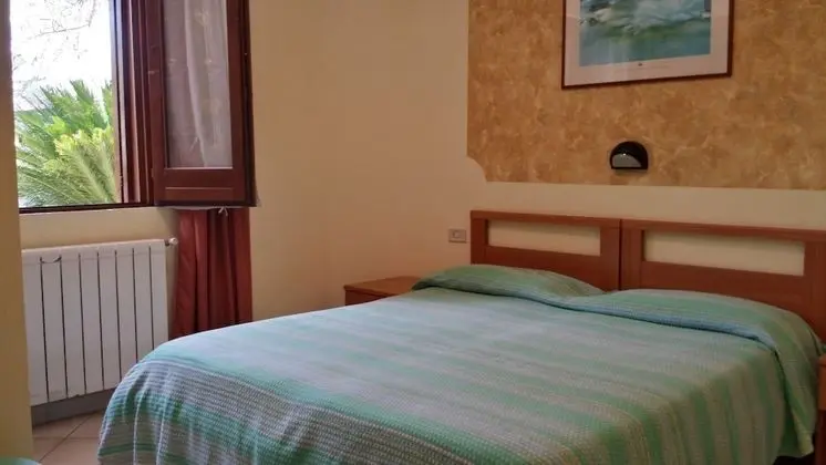 Üç Kişilik Oda, 3 Tek Kişilik Yatak