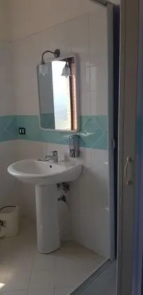 Basic Üç Kişilik Oda