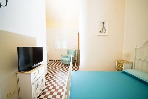 Romantic Tek Büyük Yataklı Oda, Havuz Manzaralı