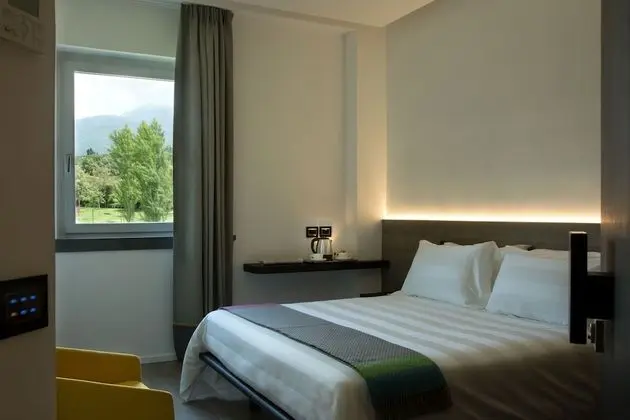 Executive Oda, Sigara İçilmez, Dağ Manzaralı (Vesuvius view)