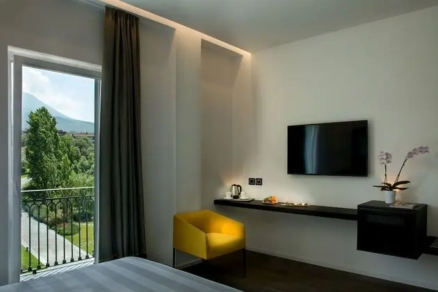 Royal Oda, 1 Büyük (Queen) Boy Yatak, Teras, Dağ Manzaralı (Vesuvius view)