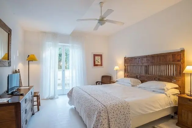 Classic Tek Büyük veya İki Ayrı Yataklı Oda