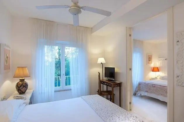 Classic Tek Büyük veya İki Ayrı Yataklı Oda