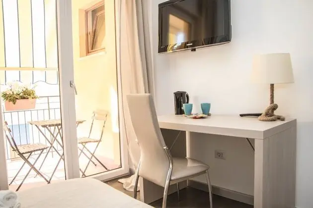 Comfort Tek Büyük Yataklı Oda, Balkon (Capri)