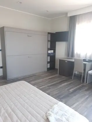 Deluxe Dört Kişilik Oda, Deniz Manzaralı (Room 4)