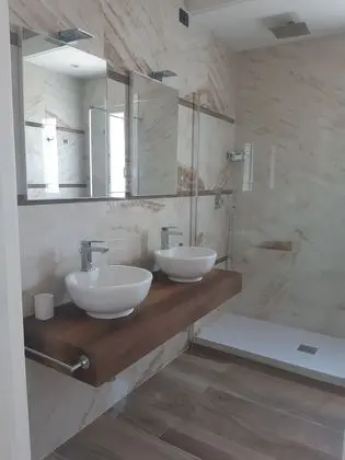 Deluxe Dört Kişilik Oda, Deniz Manzaralı (Room 4)