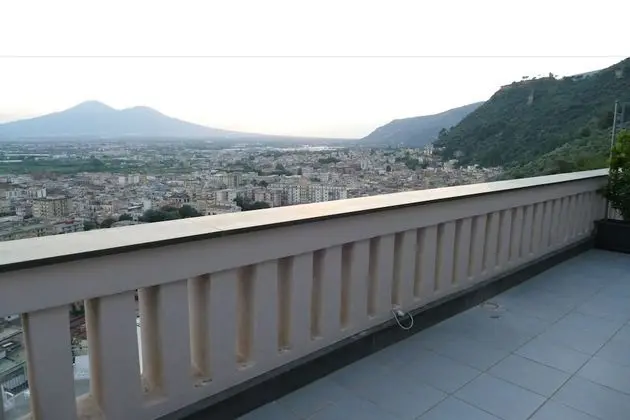 Superior Tek Büyük Yataklı Oda (Pompei)