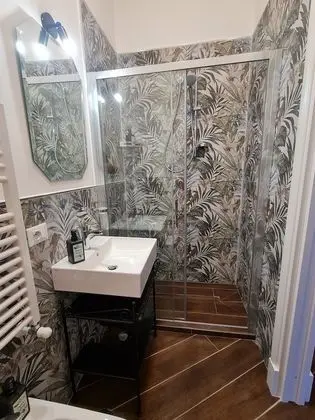 Tek Büyük Yataklı Oda, Balkon