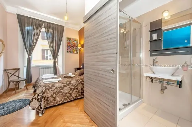 Comfort Tek Büyük Yataklı Oda, Şehir Manzaralı