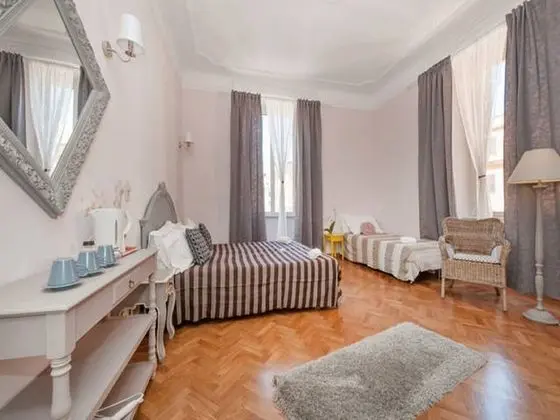 Design Dört Kişilik Oda