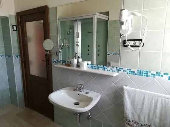 Oda, 2 Tek Kişilik Yatak