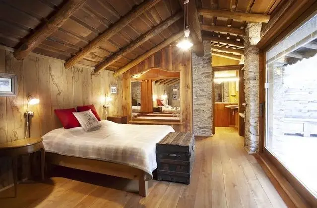 Junior Tek Büyük Yataklı Oda, Teras, Dağ Manzaralı