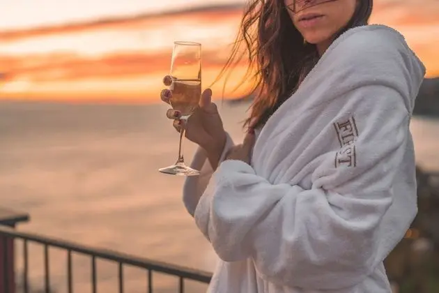 Honeymoon Süit, Jakuzi