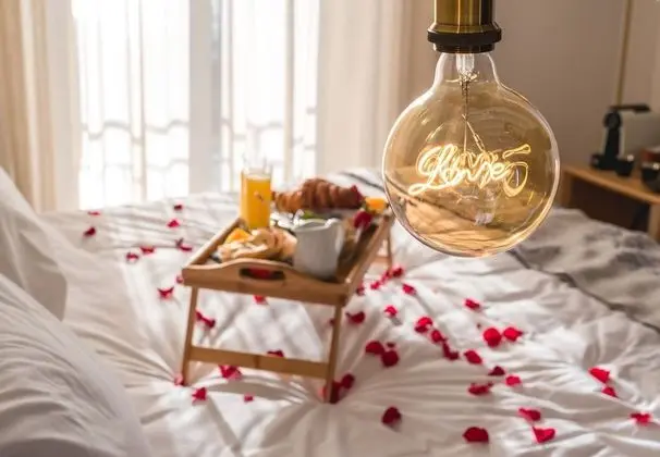 Honeymoon Süit, Jakuzi