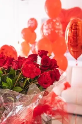 Junior Süit, Balkon