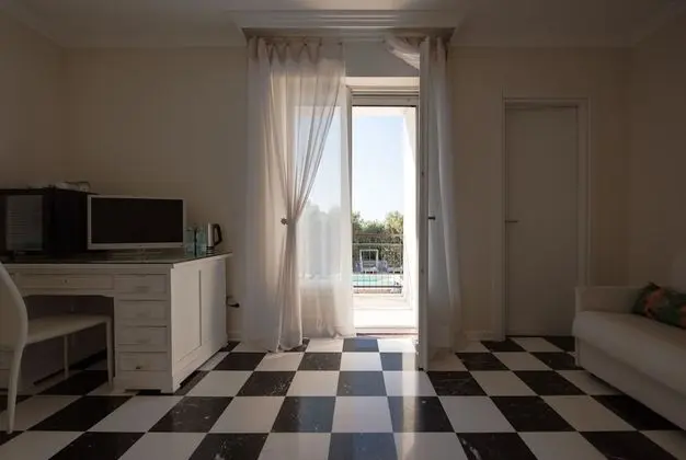 Luxury Oda, 1 Yatak Odası, Balkon, Havuz Manzaralı