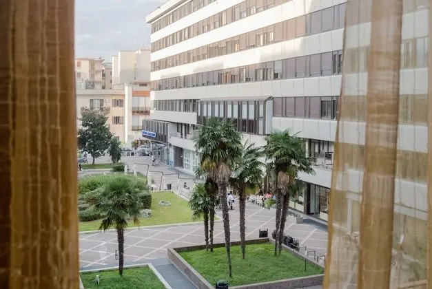 Comfort Üç Kişilik Oda, Küvet, Avlu