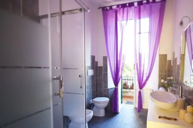 Deluxe Üç Kişilik Oda, Bahçe Manzaralı