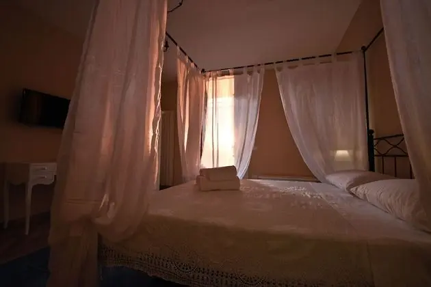 Deluxe Dört Kişilik Oda