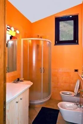 Tek Büyük Yataklı Oda, Balkon, Vadi Manzaralı