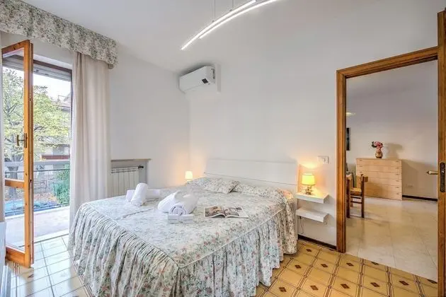 Family Apart Daire, 1 Çift Kişilik Yatak ve Çekyat, Bahçeli (Il Tulipano Giallo 100 Mt From The)