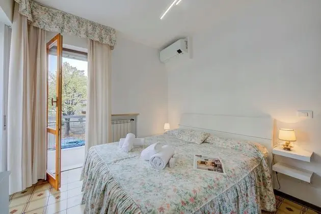 Family Apart Daire, 1 Çift Kişilik Yatak ve Çekyat, Bahçeli (Il Tulipano Giallo 100 Mt From The)