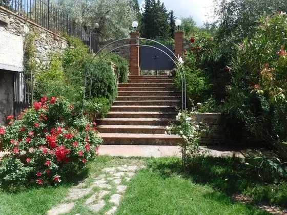 Family Oda, Sigara İçilmez