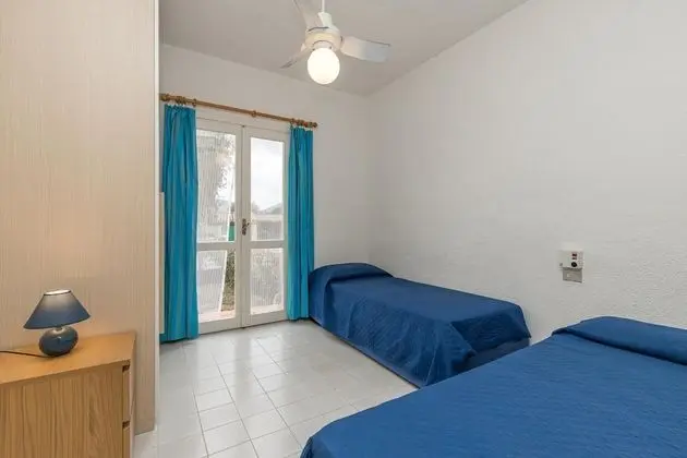 Family Apart Daire, Birden Çok Yatak, 2 Banyolu, Bahçeli (Il Vecchio Faro 15 150Mt From The)