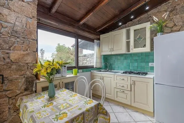 Family Apart Daire, Birden Çok Yatak, Bahçeli (Il Vecchio Faro Piras 150Mt From The)