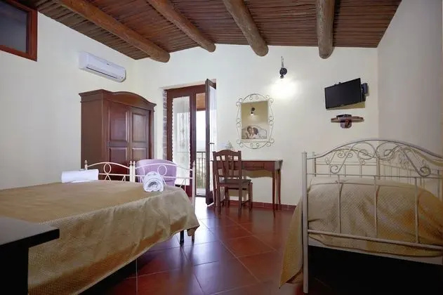 Tek Büyük Yataklı Oda, 1 Büyük (Queen) Boy Yatak