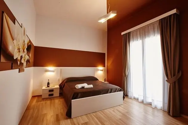 Üç Kişilik Oda