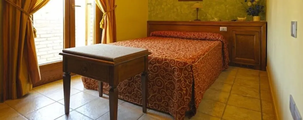 Tek Büyük veya İki Ayrı Yataklı Oda